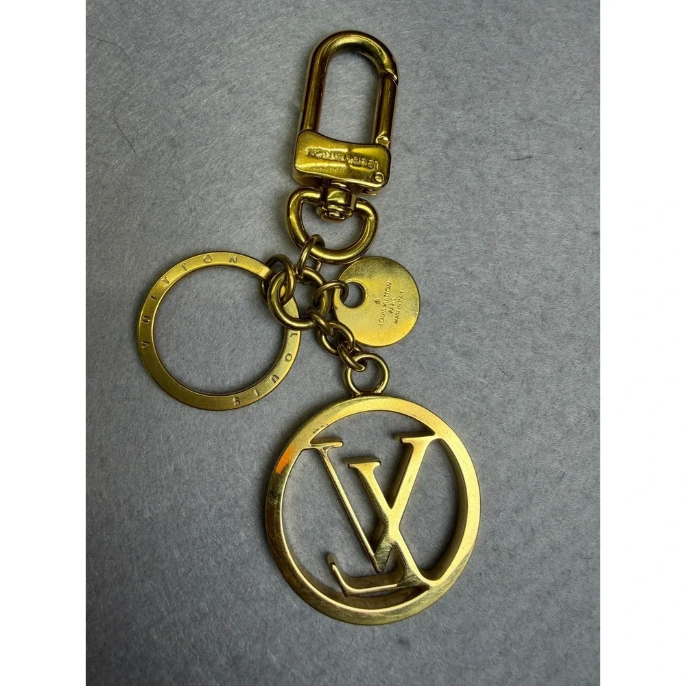 Louis Vuitton Circle Bag Charm Key Ring OS Gold Tone LV Circle M68000 Keychain